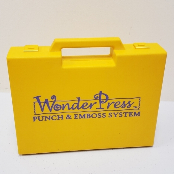 Wonder Press Punch & Emboss System with Hard Case - Picture 4 of 8